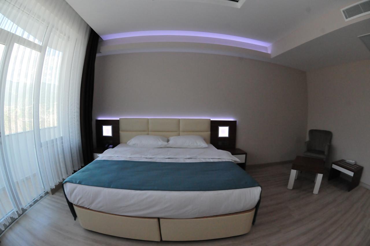 Grand Artvin Hotel ภายนอก รูปภาพ